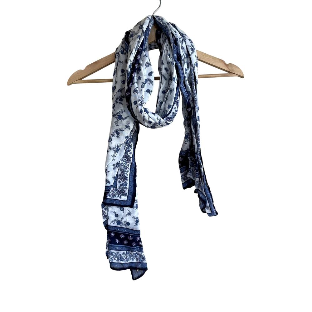 Vintage‎ floral white blue lightweight scarf casual headscarf chic accessory